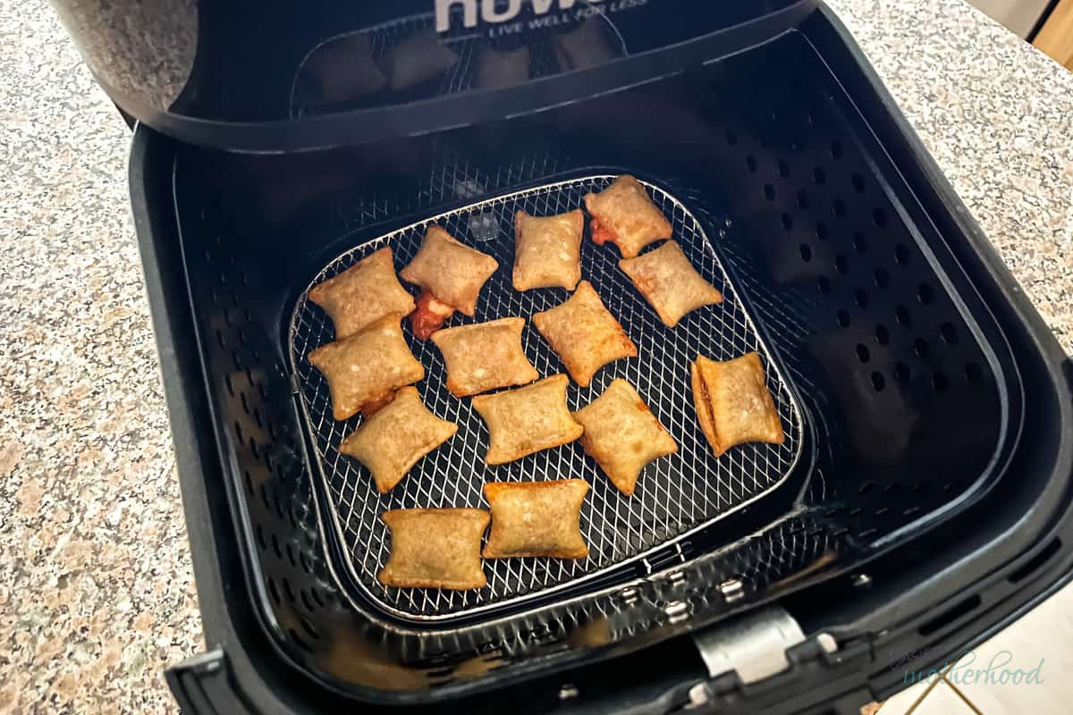 Cooked rolls in the air fryer basket
